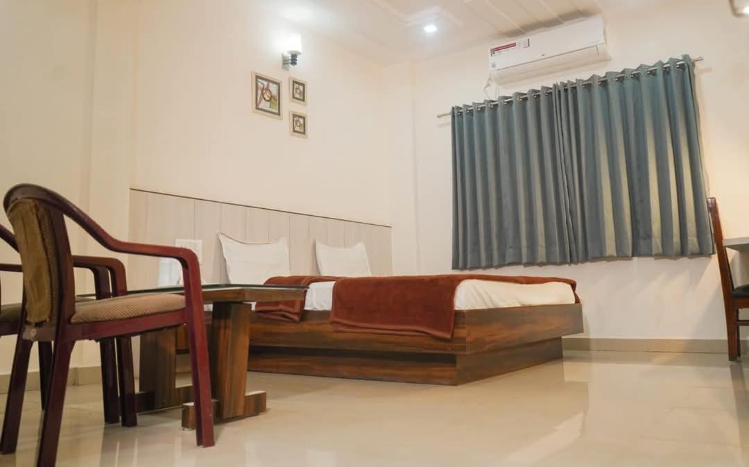 Hotel Alka Palace Durg Exterior foto